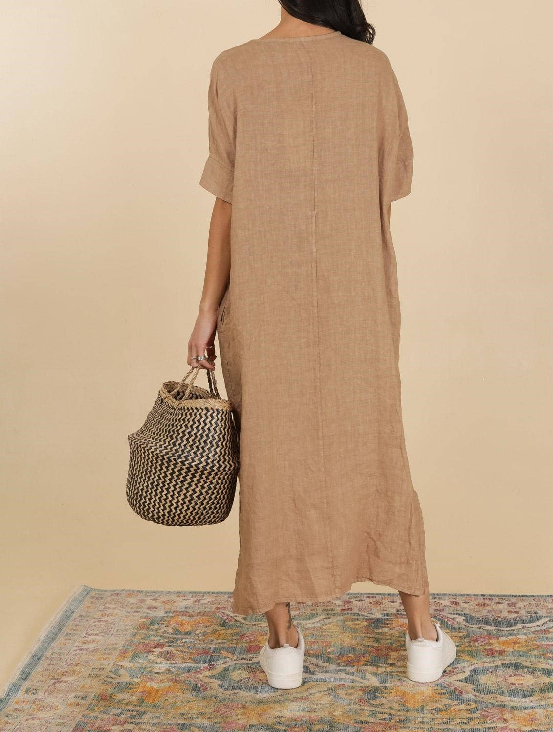 Long dress v-neck 62733 100% linen: Mustard