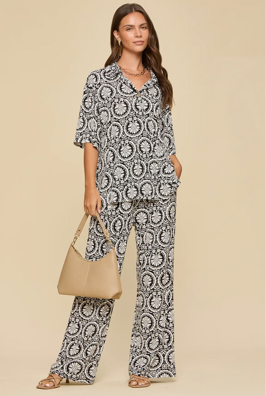 2-Piece Blouse + Relaxed Pants Resort Wear Set
