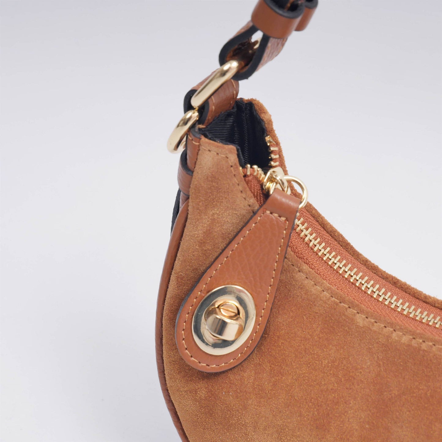 Made in Italy Leather handbag Camel