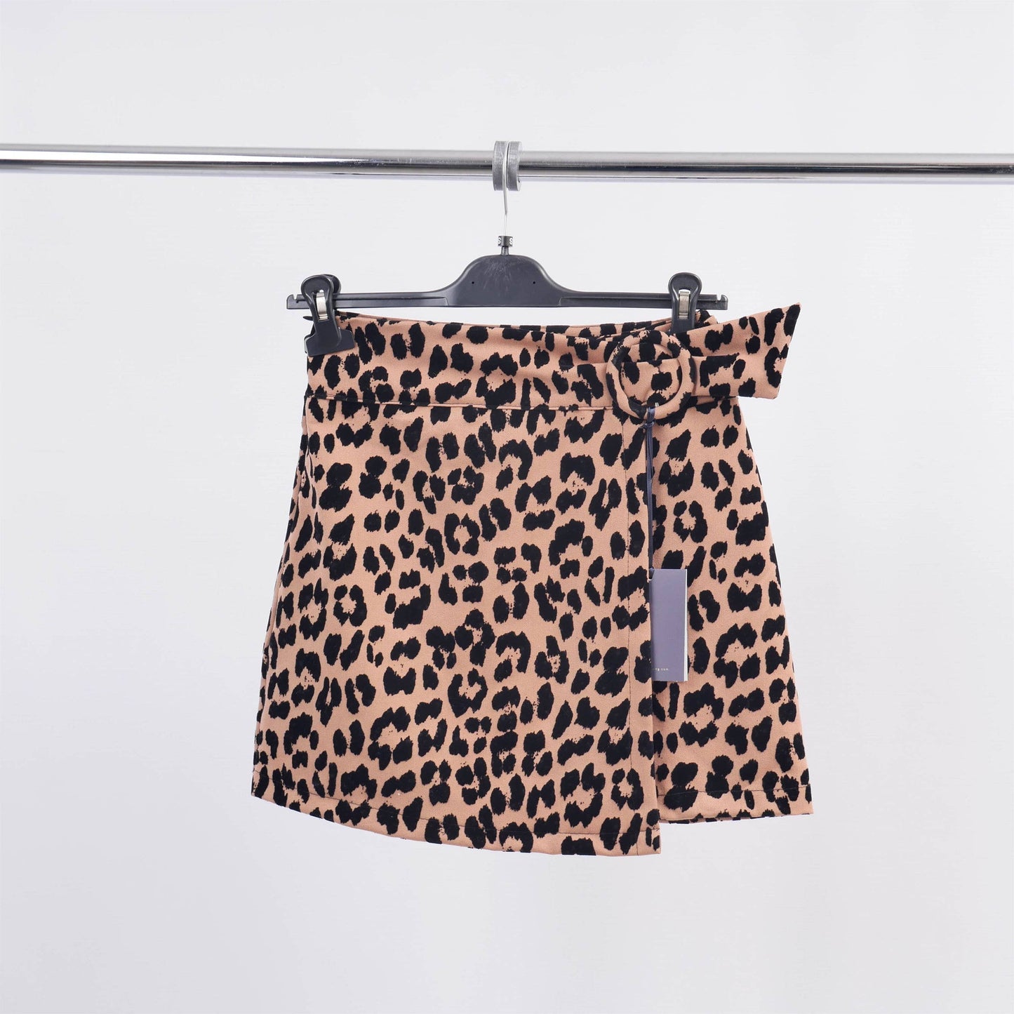 Textured leopard print short skirt S