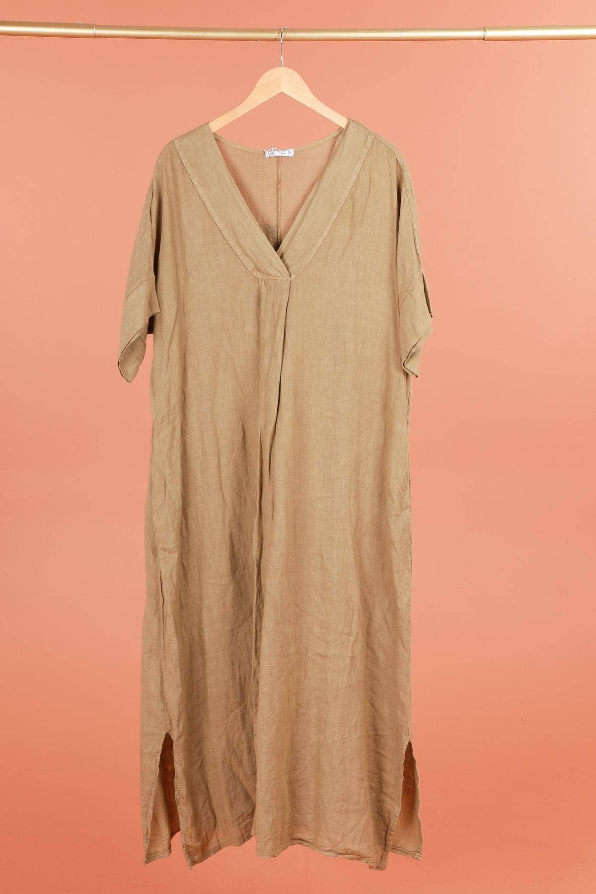 Long dress v-neck 62733 100% linen: Mustard