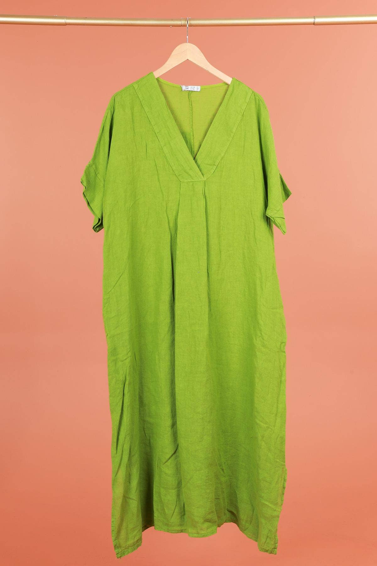 Long dress v-neck 62733 100% linen: Mustard