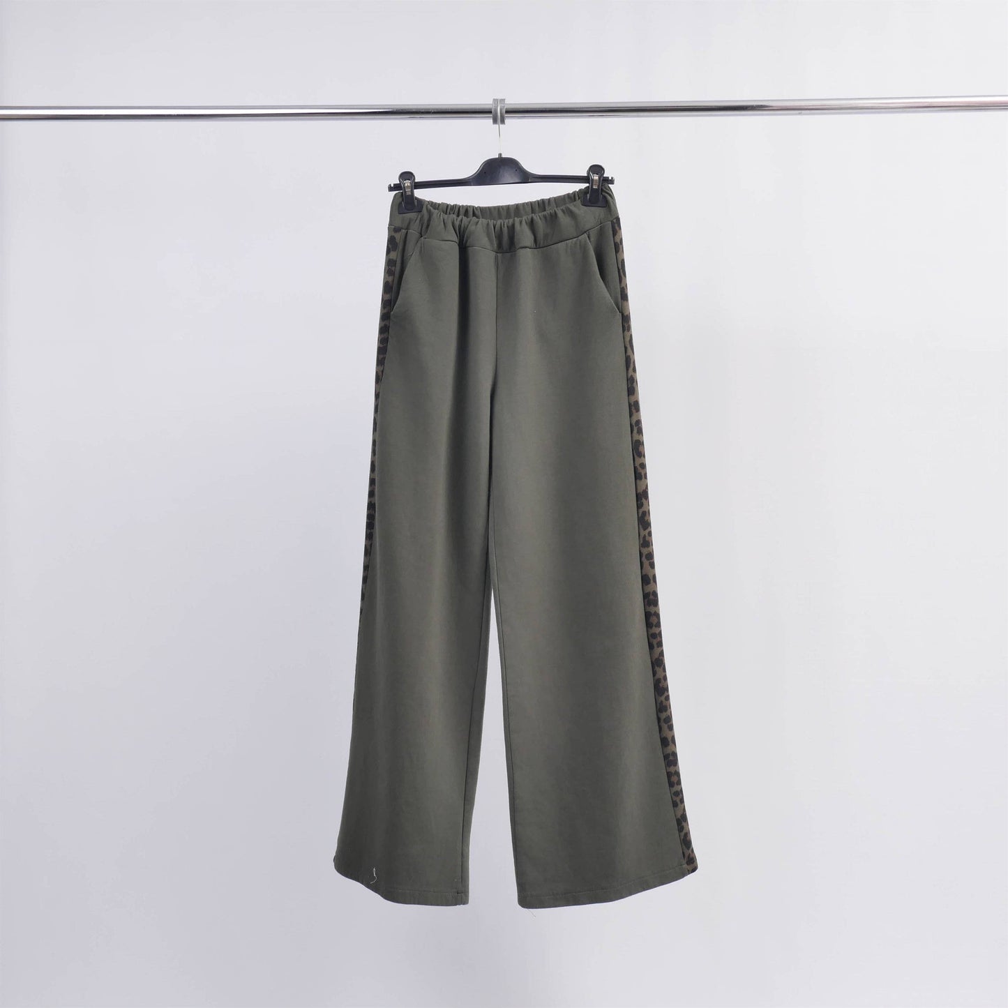 Wide leg joggers with leopard band Khaki